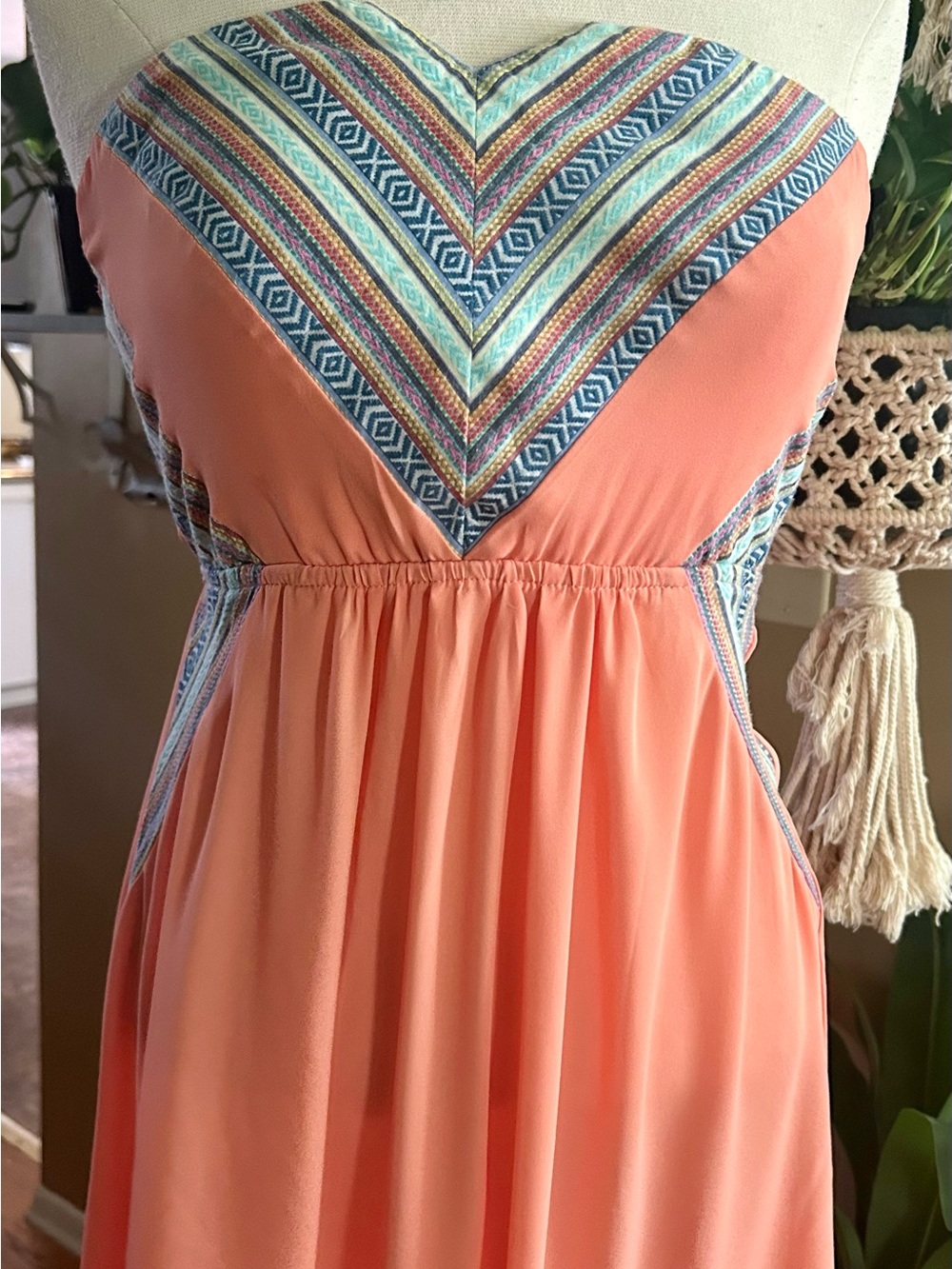 Strapless Coral Dress with Multicolor Embroidered V-Neck - Picture 10 of 11